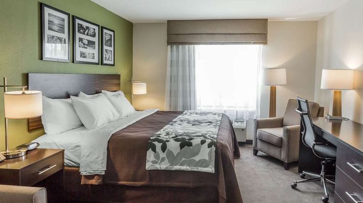 Sleep Inn & Suites Dayton Suite