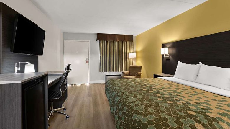 <b>Econo Lodge White Pine Room</b>. Images powered by <a href="https://iceportal.shijigroup.com/" title="IcePortal" target="_blank">IcePortal</a>.