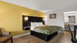 Econo Lodge White Pine Room