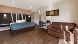 Econo Lodge Inn & Suites on the River Suite