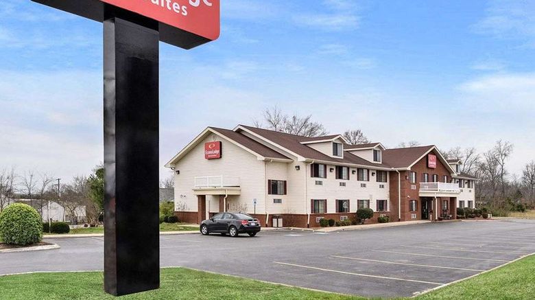 <b>Econo Lodge Inn and Suites Shelbyville Exterior</b>. Images powered by <a href="https://iceportal.shijigroup.com/" title="IcePortal" target="_blank">IcePortal</a>.