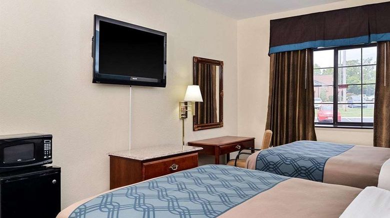 <b>Econo Lodge Inn and Suites Shelbyville Room</b>. Images powered by <a href="https://iceportal.shijigroup.com/" title="IcePortal" target="_blank">IcePortal</a>.