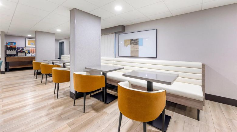 <b>The Capitol Hotel, Ascend Collection Restaurant</b>. Images powered by <a href="https://iceportal.shijigroup.com/" title="IcePortal" target="_blank">IcePortal</a>.