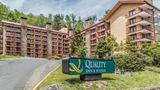Quality Inn & Suites Gatlinburg Exterior