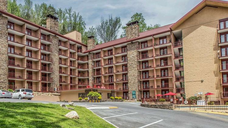 Quality Inn & Suites Gatlinburg Exterior