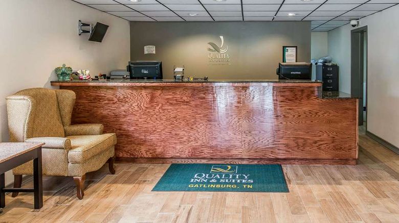 <b>Quality Inn & Suites Gatlinburg Lobby</b>. Images powered by <a href="https://iceportal.shijigroup.com/" title="IcePortal" target="_blank">IcePortal</a>.