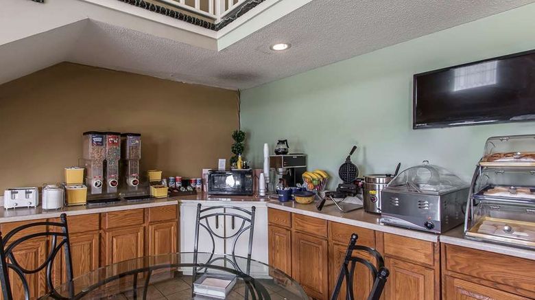 <b>Rodeway Inn Jackson Restaurant</b>. Images powered by <a href="https://iceportal.shijigroup.com/" title="IcePortal" target="_blank">IcePortal</a>.