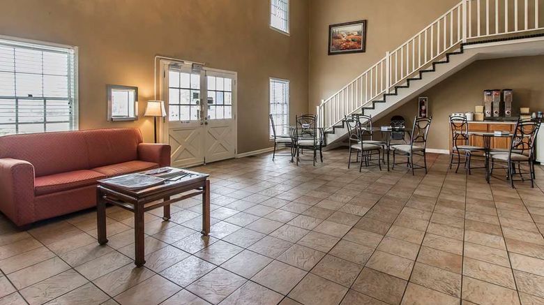 <b>Rodeway Inn Jackson Lobby</b>. Images powered by <a href="https://iceportal.shijigroup.com/" title="IcePortal" target="_blank">IcePortal</a>.