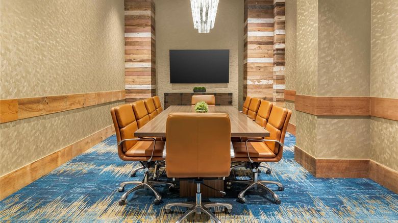 <b>Cambria Hotel Nashville Downtown Meeting</b>. Images powered by <a href="https://iceportal.shijigroup.com/" title="IcePortal" target="_blank">IcePortal</a>.
