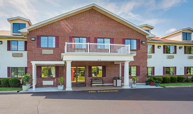 Econo Lodge Inn & Suites Ripley Exterior