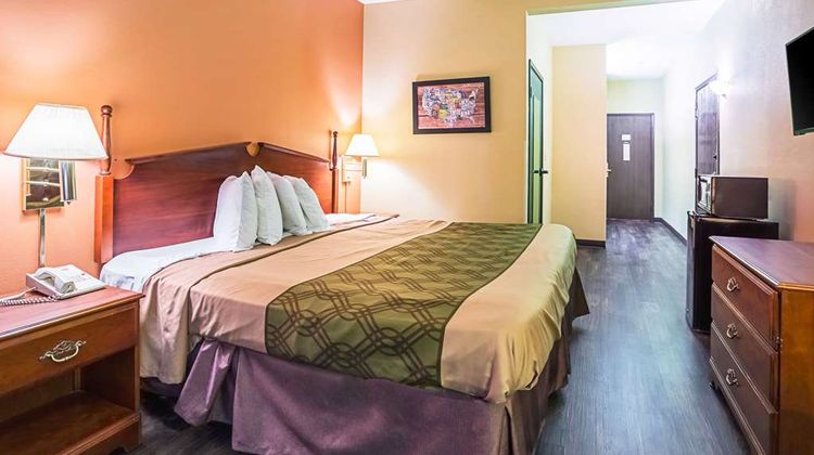 Econo Lodge Inn & Suites Ripley Room