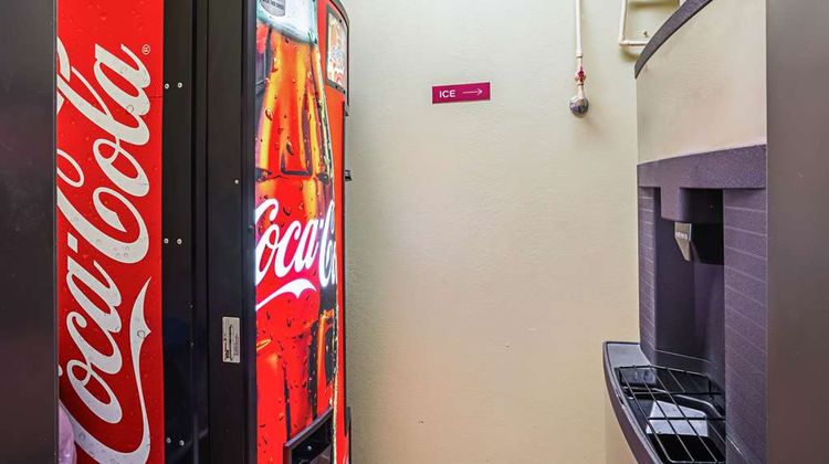 Econo Lodge Inn & Suites Ripley Other