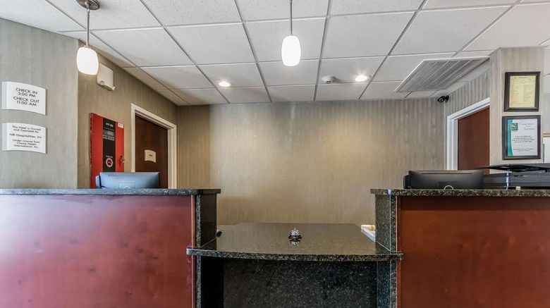 <b>Quality Inn Pleasant View Lobby</b>. Images powered by <a href="https://iceportal.shijigroup.com/" title="IcePortal" target="_blank">IcePortal</a>.