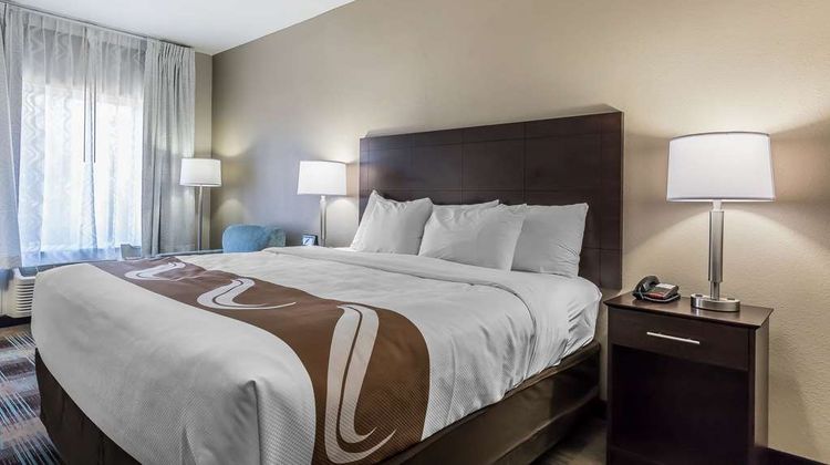 Quality Inn Pleasant View Room