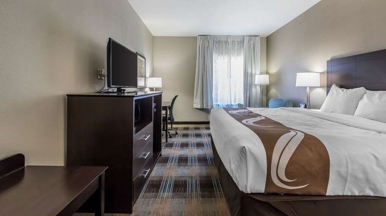 Quality Inn Pleasant View Room