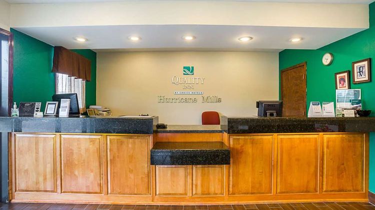 Quality Inn Hurricane Mills TN Lobby