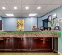 Quality Inn Kingston Springs Lobby