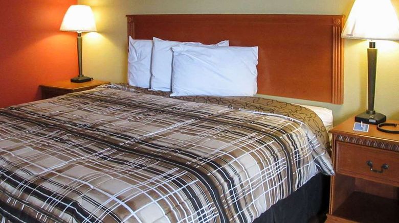 <b>Rodeway Inn Murfreesboro Room</b>. Images powered by <a href="https://iceportal.shijigroup.com/" title="IcePortal" target="_blank">IcePortal</a>.