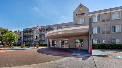 Comfort Suites DFW Airport