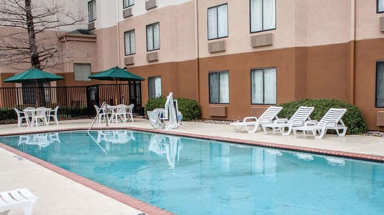 <b>Sleep Inn Maingate Six Flags Pool</b>. Images powered by <a href="https://iceportal.shijigroup.com/" title="IcePortal" target="_blank">IcePortal</a>.