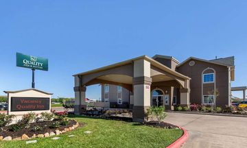 Quality Inn & Suites Port Arthur