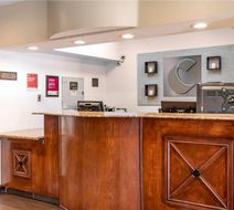 Comfort Suites Park Central Lobby