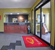Econo Lodge Hillsboro Lobby