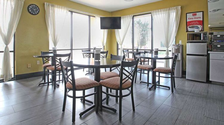 Econo Lodge Hillsboro Restaurant