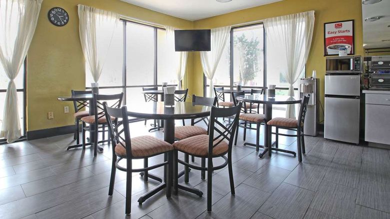 <b>Econo Lodge Hillsboro Restaurant</b>. Images powered by <a href="https://iceportal.shijigroup.com/" title="IcePortal" target="_blank">IcePortal</a>.