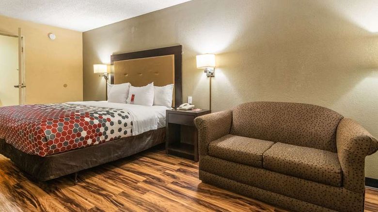 <b>Econo Lodge Hillsboro Room</b>. Images powered by <a href="https://iceportal.shijigroup.com/" title="IcePortal" target="_blank">IcePortal</a>.