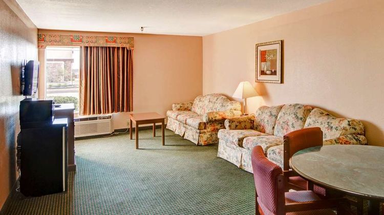 Quality Inn Forest Hill Suite