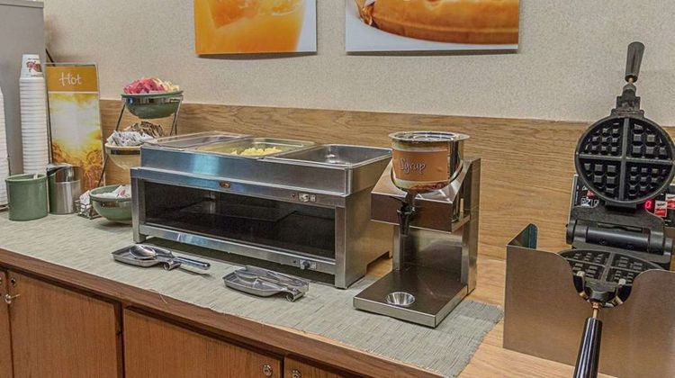 Quality Inn Ennis Restaurant