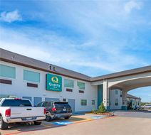 Quality Inn Exterior