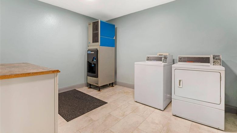<b>Quality Inn Other</b>. Images powered by <a href="https://iceportal.shijigroup.com/" title="IcePortal" target="_blank">IcePortal</a>.