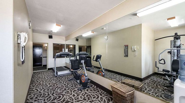 <b>Quality Inn, Kingsville Health</b>. Images powered by <a href="https://iceportal.shijigroup.com/" title="IcePortal" target="_blank">IcePortal</a>.