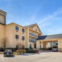 Comfort Stes Bush Intercontinental Airpt