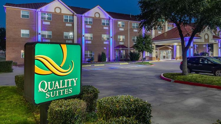 Quality Suites North/Galleria Other
