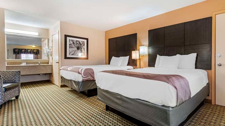 <b>Quality Inn & Suites, Amarillo Room</b>. Images powered by <a href="https://iceportal.shijigroup.com/" title="IcePortal" target="_blank">IcePortal</a>.