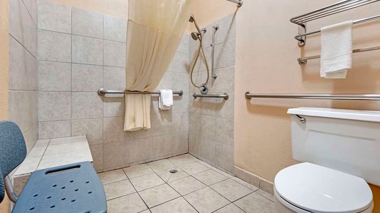 <b>Quality Inn & Suites, Amarillo Room</b>. Images powered by <a href="https://iceportal.shijigroup.com/" title="IcePortal" target="_blank">IcePortal</a>.