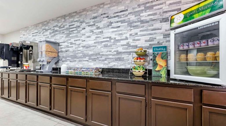 <b>Quality Inn & Suites, Amarillo Restaurant</b>. Images powered by <a href="https://iceportal.shijigroup.com/" title="IcePortal" target="_blank">IcePortal</a>.
