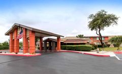 Quality Inn & Suites near AT&T Center