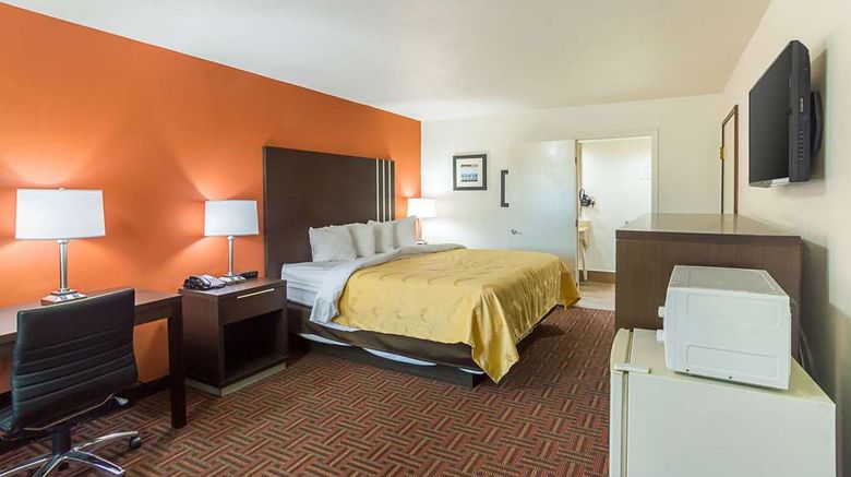 <b>Quality Inn Amarillo East Room</b>. Images powered by <a href="https://iceportal.shijigroup.com/" title="IcePortal" target="_blank">IcePortal</a>.