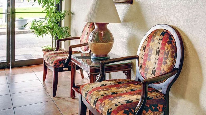 <b>Rodeway Inn New Braunfels Lobby</b>. Images powered by <a href="https://iceportal.shijigroup.com/" title="IcePortal" target="_blank">IcePortal</a>.