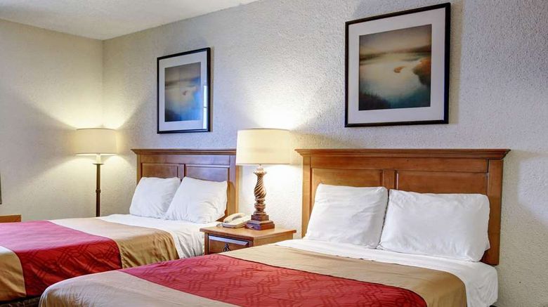 <b>Rodeway Inn New Braunfels Suite</b>. Images powered by <a href="https://iceportal.shijigroup.com/" title="IcePortal" target="_blank">IcePortal</a>.
