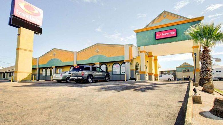 <b>Econo Lodge Exterior</b>. Images powered by <a href="https://iceportal.shijigroup.com/" title="IcePortal" target="_blank">IcePortal</a>.