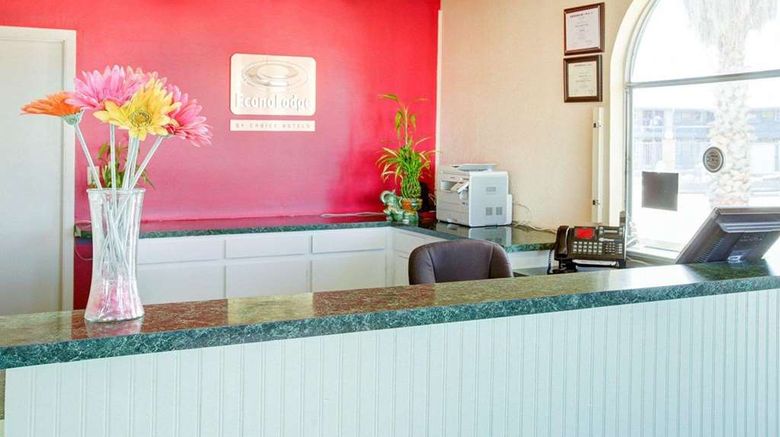 <b>Econo Lodge Lobby</b>. Images powered by <a href="https://iceportal.shijigroup.com/" title="IcePortal" target="_blank">IcePortal</a>.