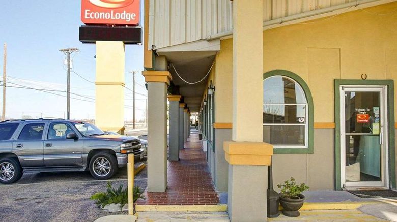 Econo Lodge Exterior. Images powered by <a href="https://iceportal.shijigroup.com" target="_blank" rel="noopener">Ice Portal</a>.
