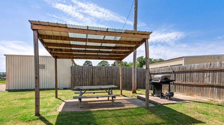 <b>Econo Lodge Texarkana Other</b>. Images powered by <a href="https://iceportal.shijigroup.com/" title="IcePortal" target="_blank">IcePortal</a>.