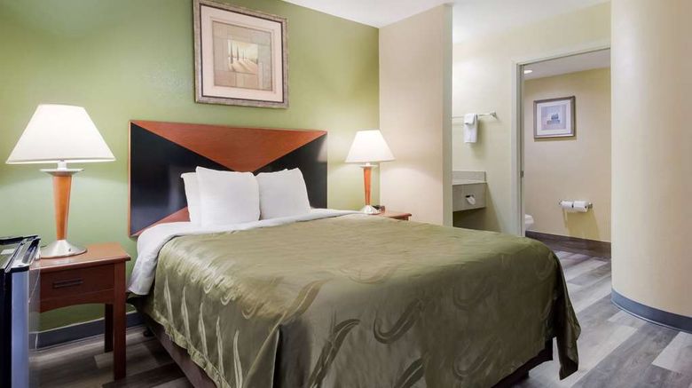 <b>Quality Inn Baytown Room</b>. Images powered by <a href="https://iceportal.shijigroup.com/" title="IcePortal" target="_blank">IcePortal</a>.