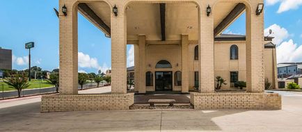 Quality Inn Medical Center Exterior